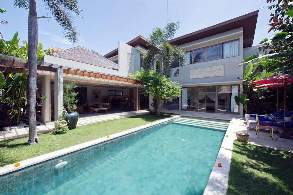 Villa Pierrot Seminyak  Bagian luar foto