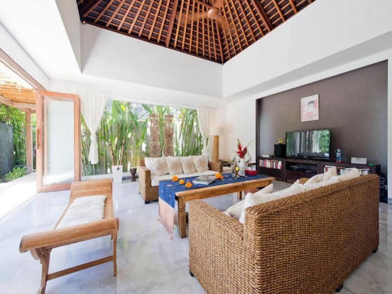 Villa Pierrot Seminyak  Bagian luar foto